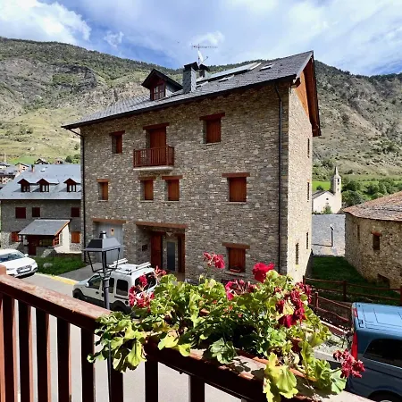 شقة Acogedor Apartamento En إيسبوت